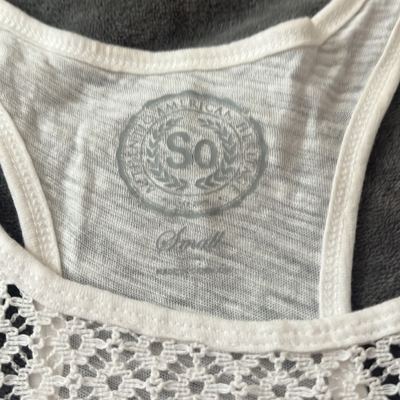 Top - Picture 3 of 4